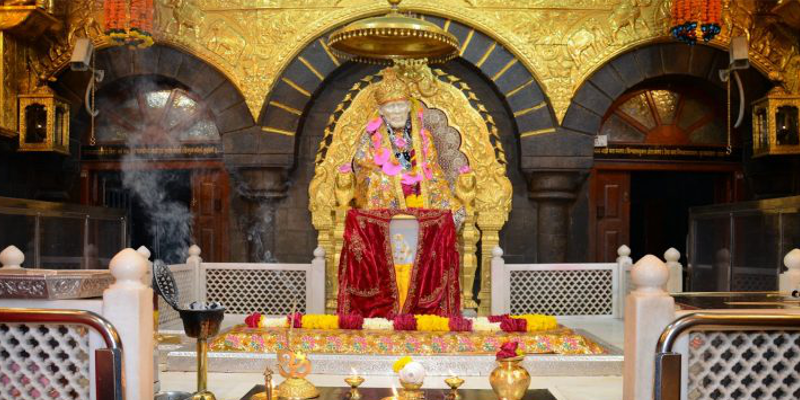 pune to shirdi cab