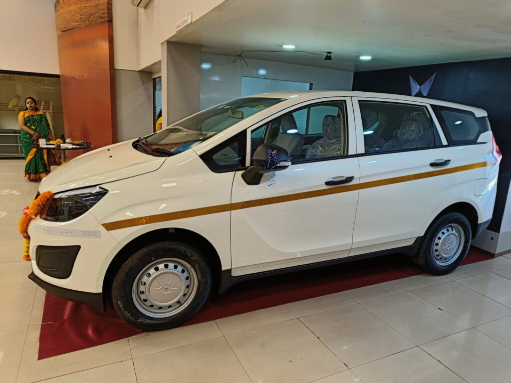 Mahindra marazzo