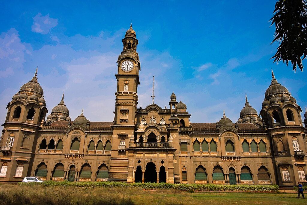 Maharashtra Tour Packages