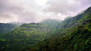 Pune to Malshej Ghat cab